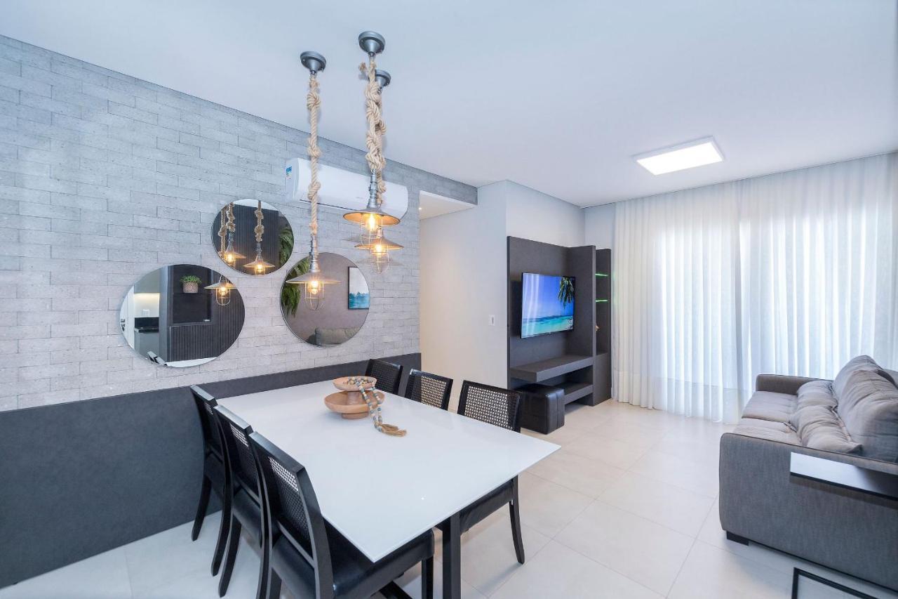 Adra 301 - Apartamento No Centro De Bombinhas - Rooftop Com Piscina E Academia - A Poucos Metros Da Praia - Exterior foto